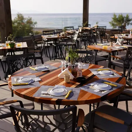 Enorme Eanthia Beach Hotel 4*