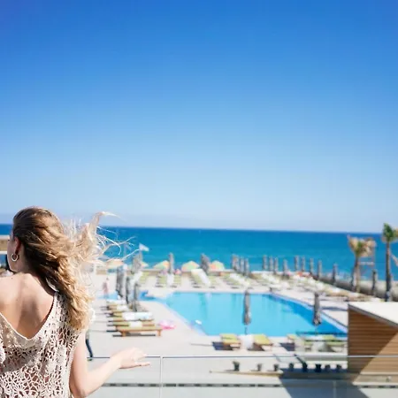 Hotel Enorme Eanthia Beach 4*